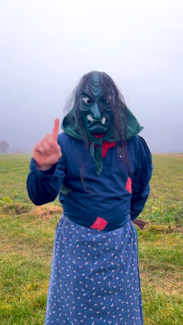 Instagram post from wasserhexen.bichtlingen. This post is in position 10.